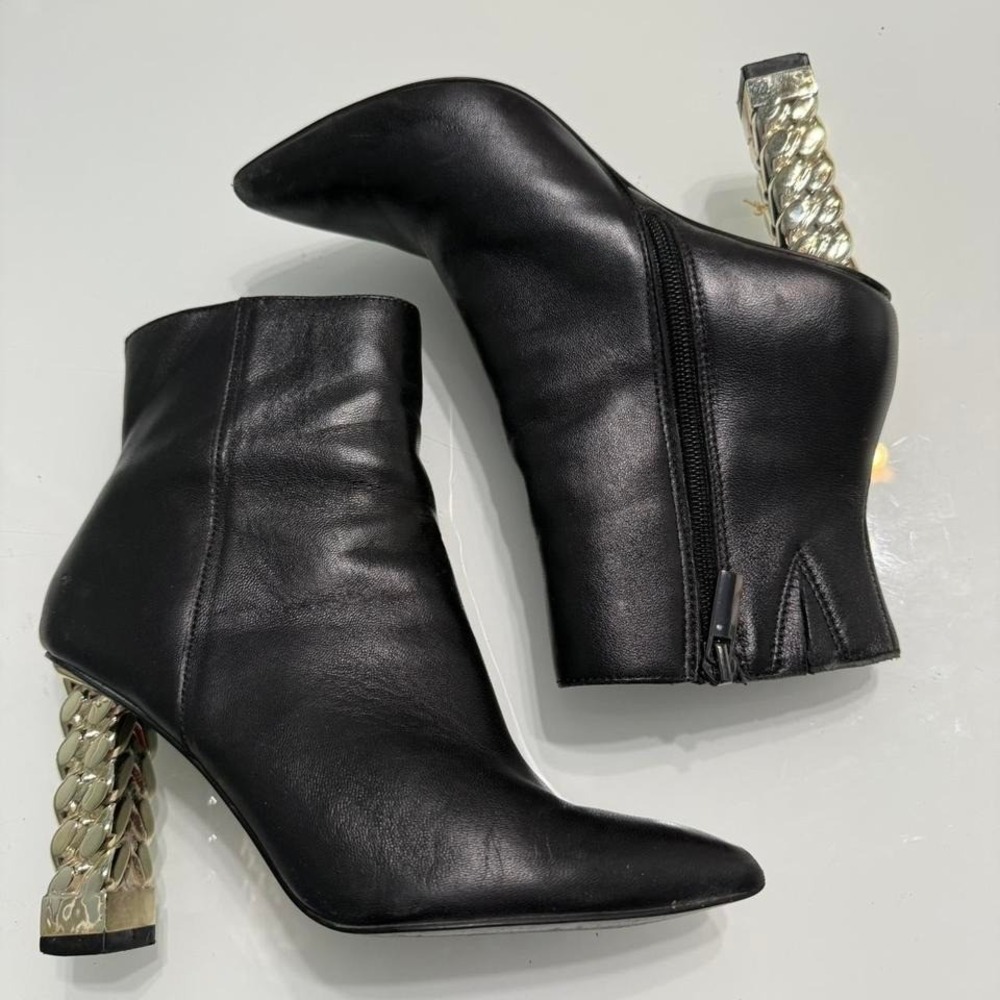 🖤 White House Black Market "Kelsea‎ Chain Heel" Leather Booties – Size 6M